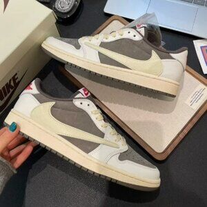 Jordan 1 Low OG x Travis Scott Reverse Mocha